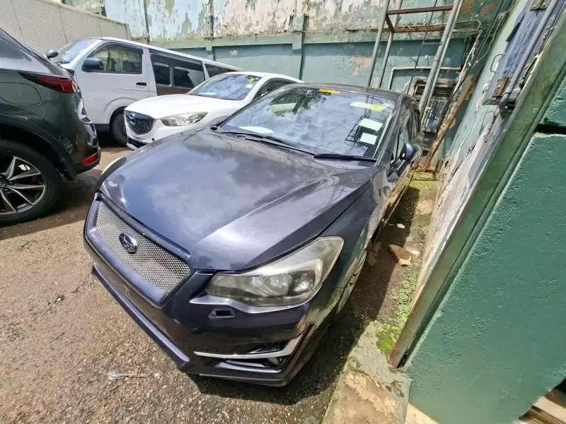 Subaru Impreza   - 2014