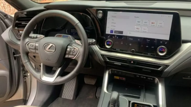 Lexus TX   - 2025