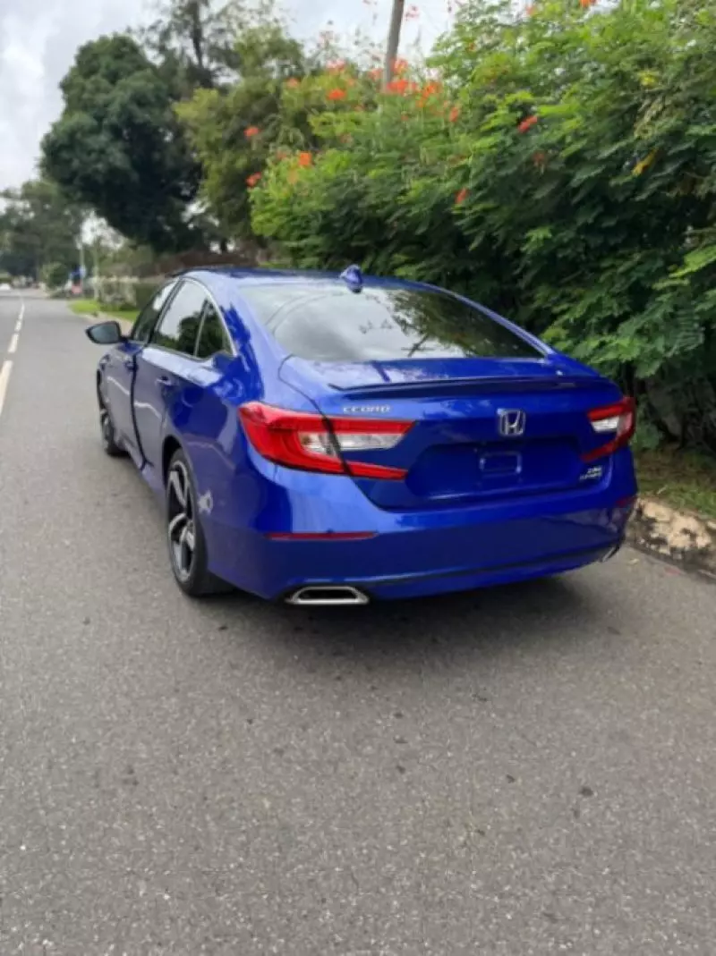 Honda Accord   - 2009
