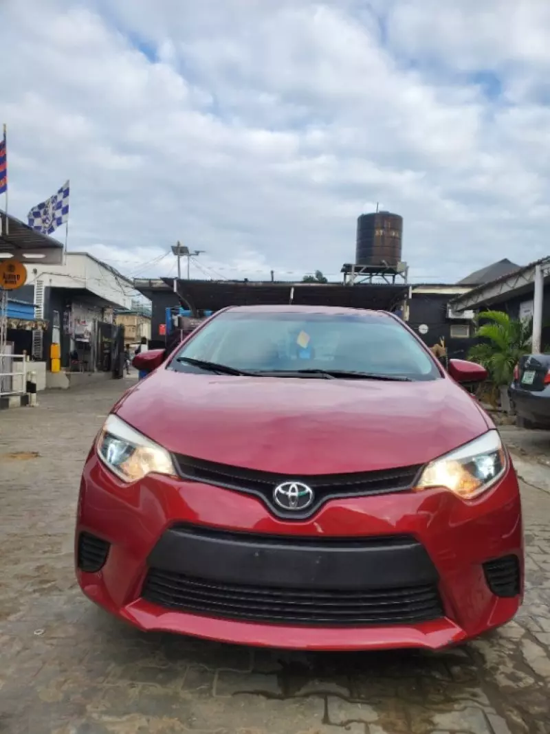 TOYOTA Corolla   - 2016