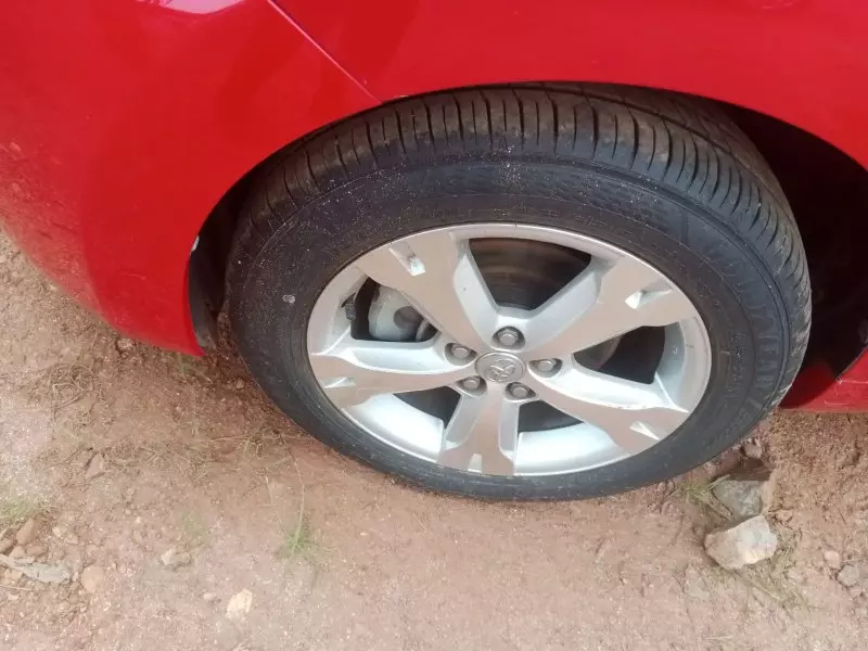 Toyota Ist    - 2010