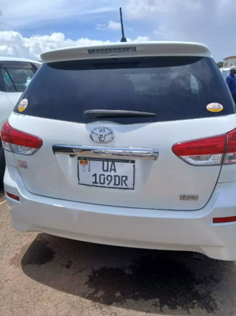 Toyota Wish   - 2012