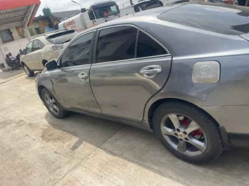 Toyota Camry   - 2007