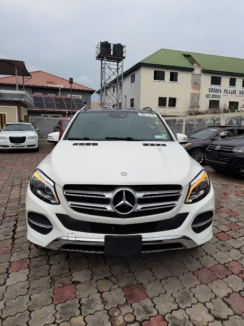 Mercedes-Benz GLE 350 - 2017