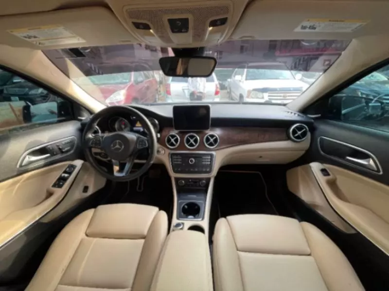 Mercedes-Benz GLA 250   - 2016