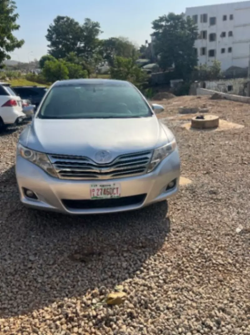 Toyota Venza   - 2013