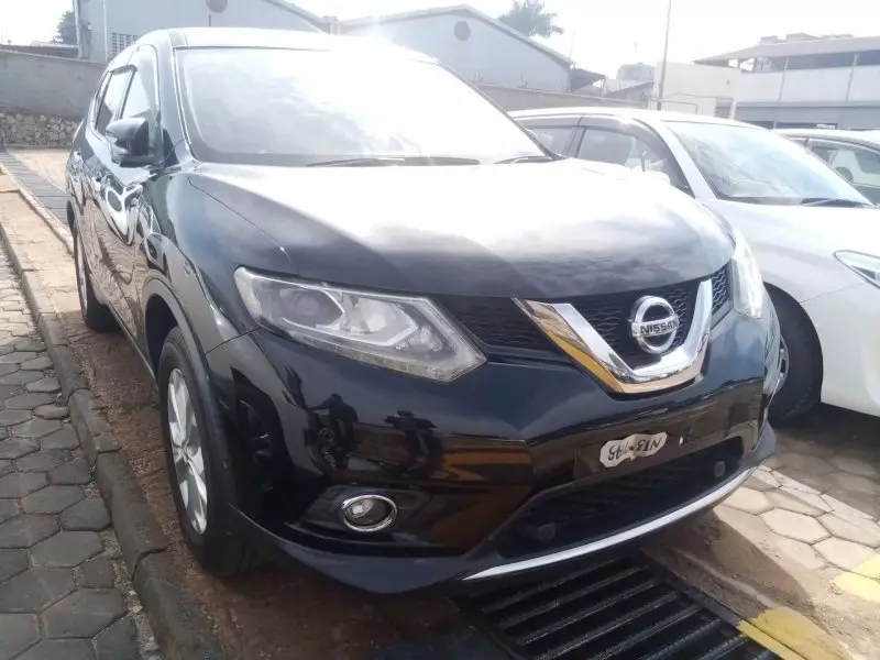 Nissan X-Trail   - 2015