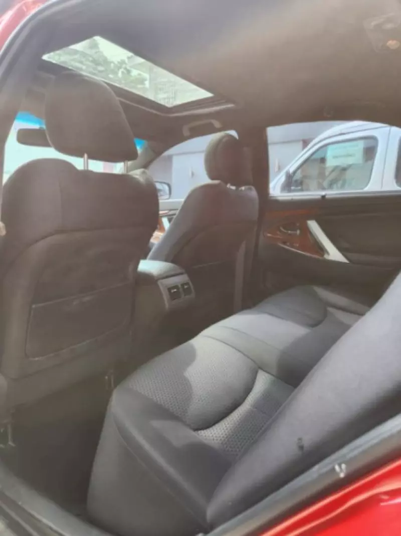 Toyota Camry   - 2009