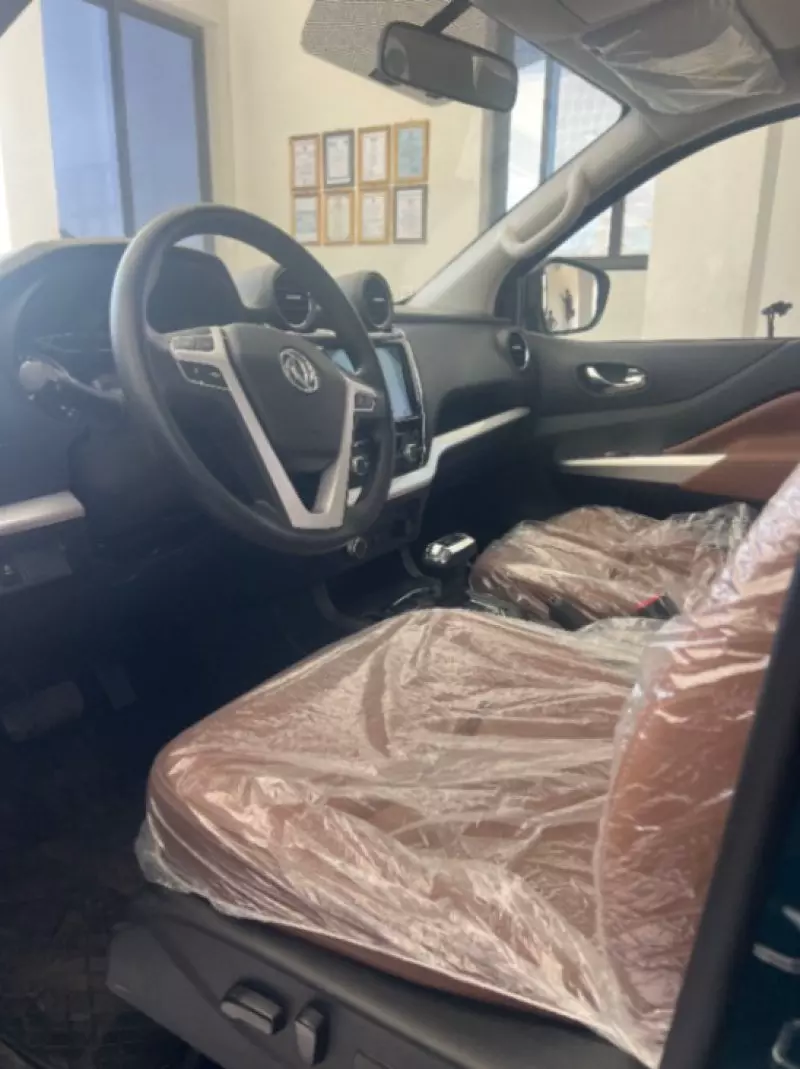 Nissan Rich 6   - 2026