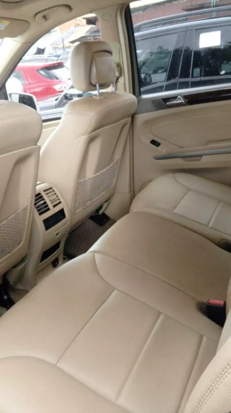 Mercedes-Benz ML 350   - 2010