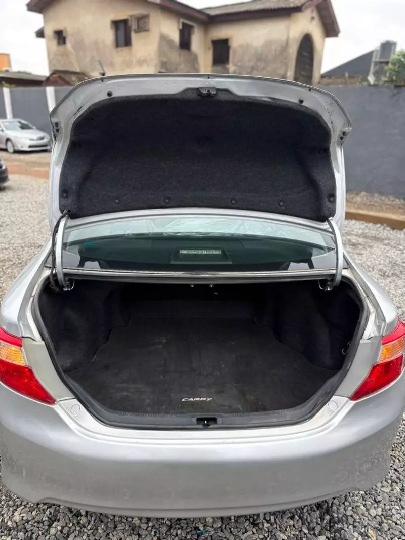 TOYOTA Camry   - 2012