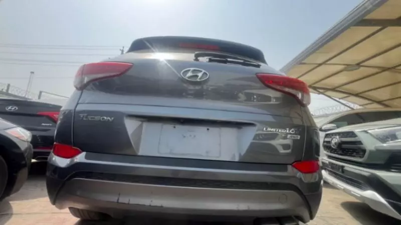 Hyundai Tucson   - 2016