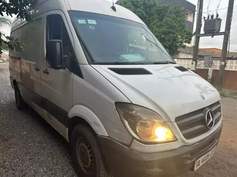 Mercedes-Benz Sprinter - 2010