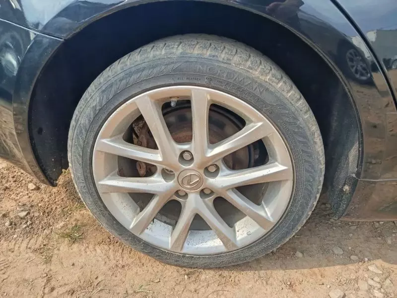 Lexus IS 250   - 2011