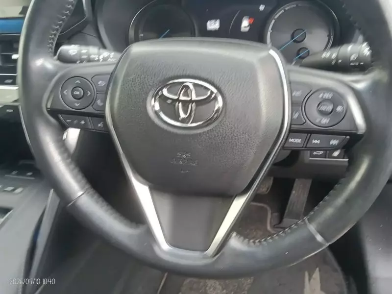 TOYOTA Harrier hybrid - 2020