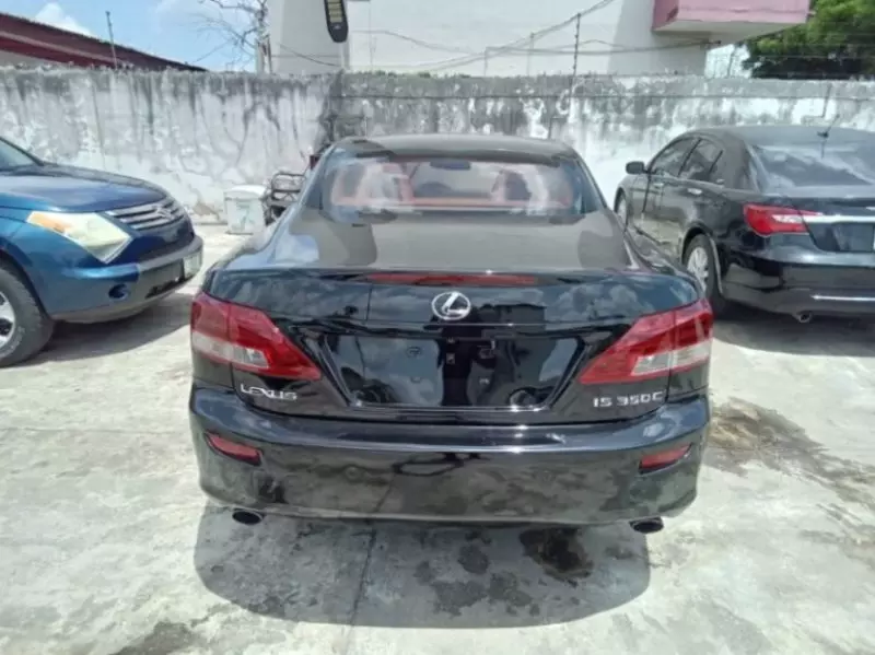 Lexus IS 250   - 2012