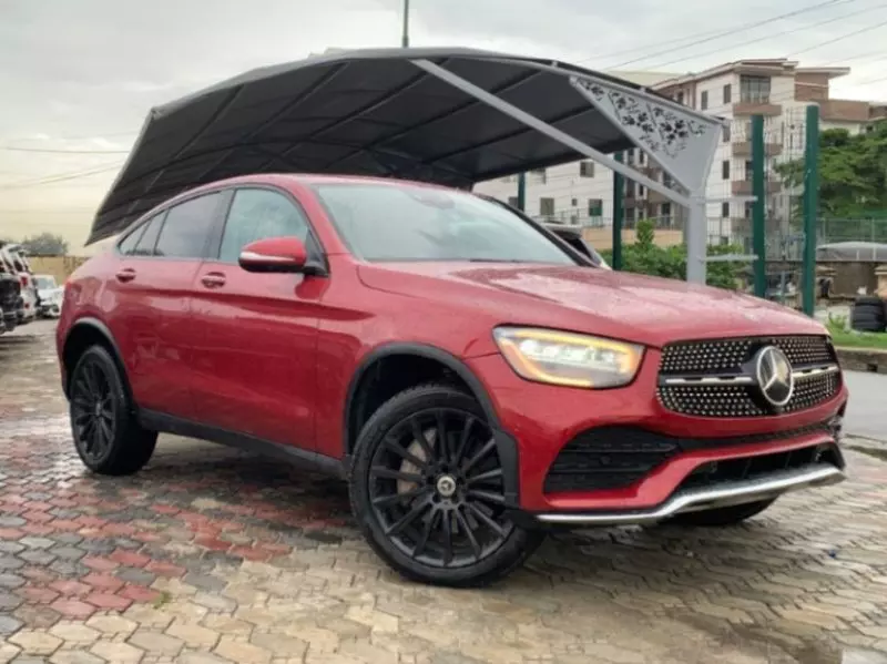 Mercedes-Benz GLC 300 - 2020