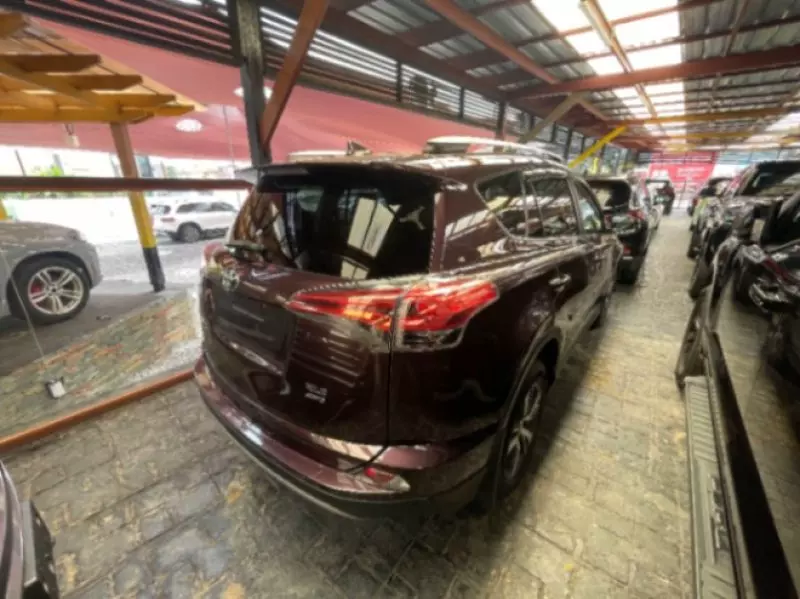 Toyota Rav4   - 2017