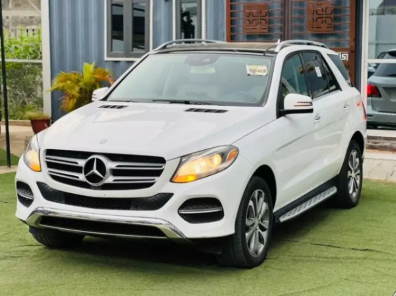 Mercedes-Benz GLE 350   - 2016