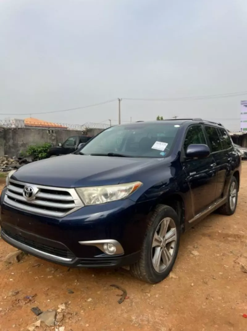 Toyota Highlander - 2013