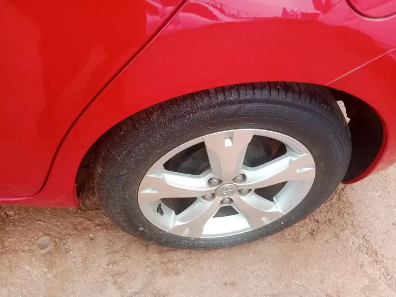 Toyota Ist    - 2010