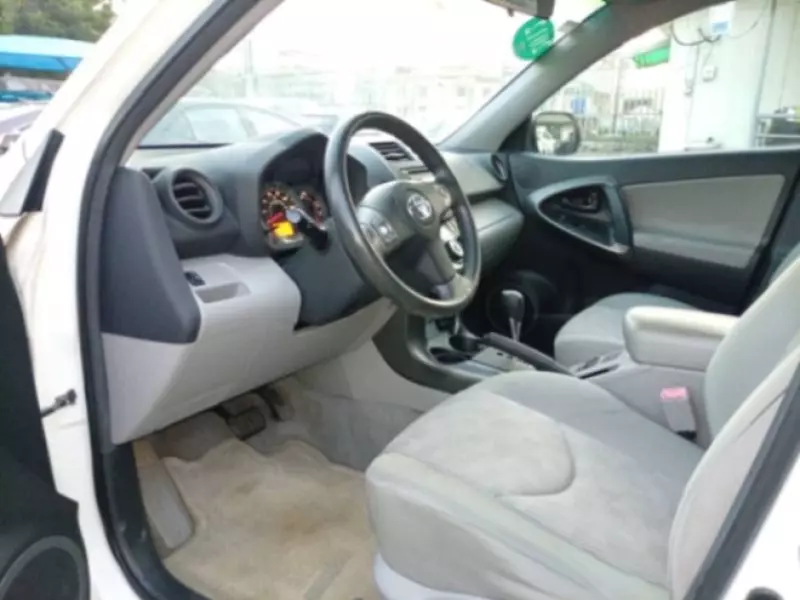 Toyota RAV 4 - 2012