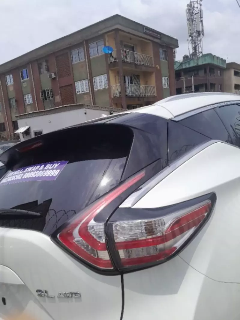 Nissan Murano   - 2015