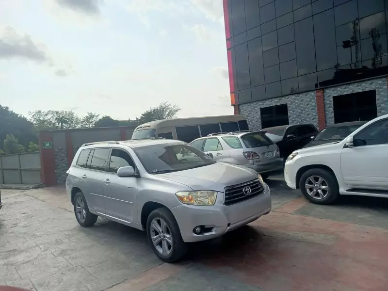 Toyota Highlander   - 2008