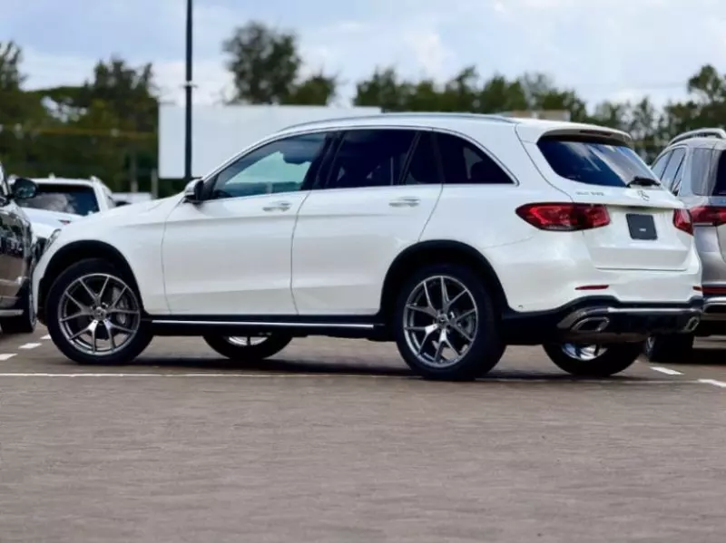 Mercedes-Benz GLC 300   - 2018