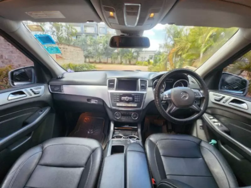 Mercedes-Benz ML 350   - 2013