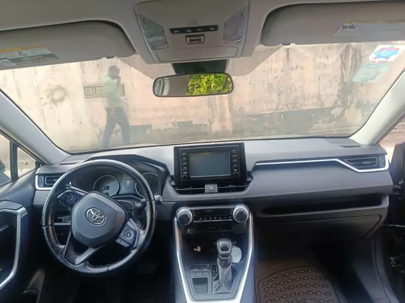 TOYOTA RAV4   - 2019