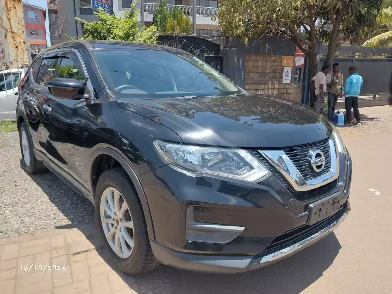 Nissan X-Trail   - 2018