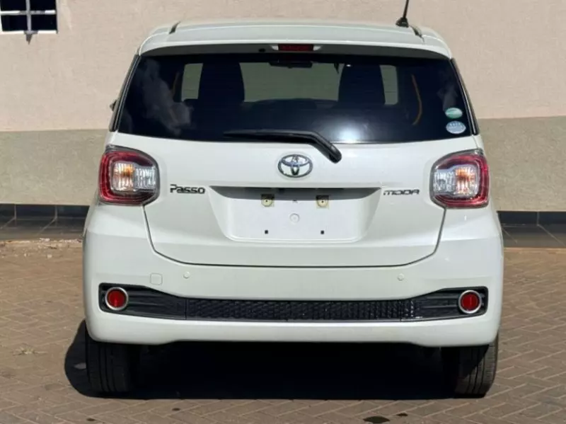 Toyota Passo   - 2018