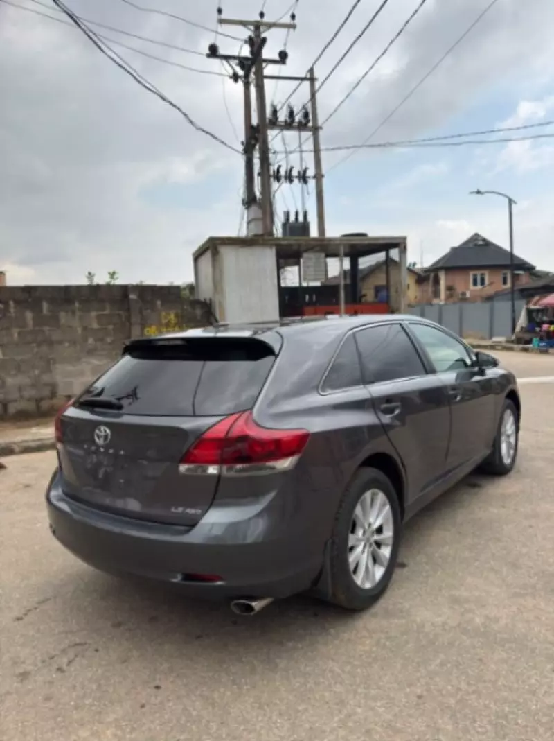 TOYOTA Venza - 2015