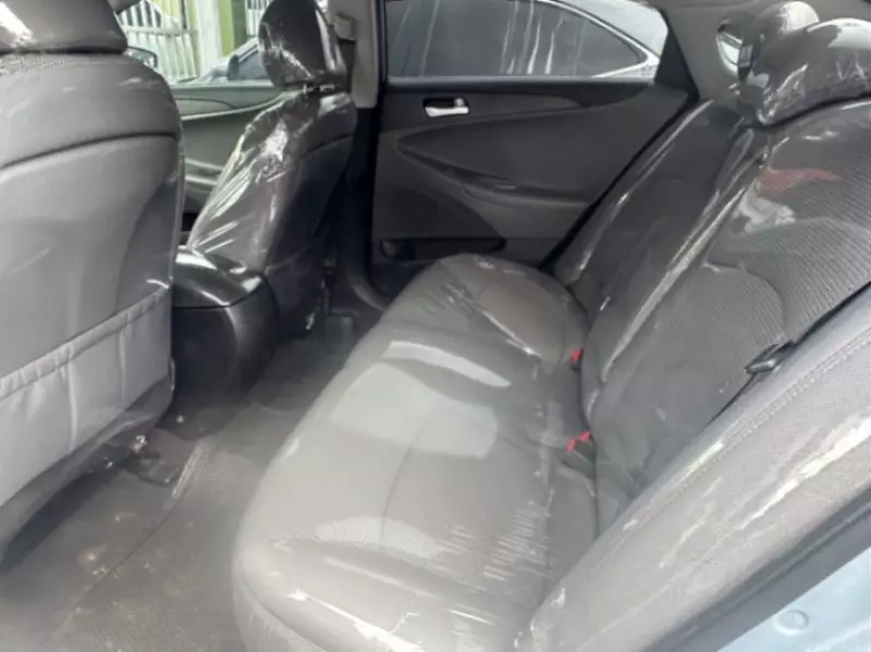 Hyundai Sonata   - 2013