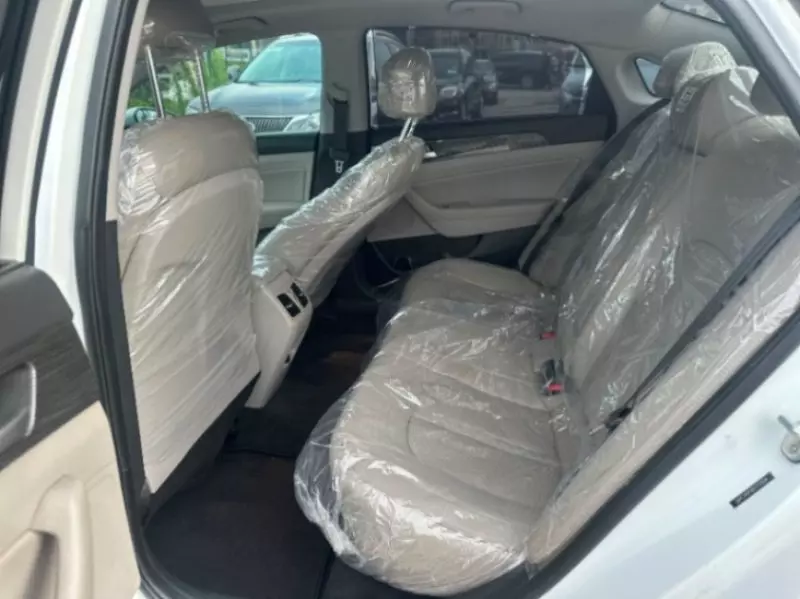 Hyundai Sonata   - 2019