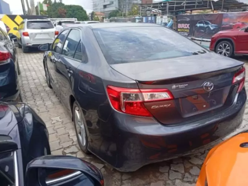 TOYOTA Camry   - 2015