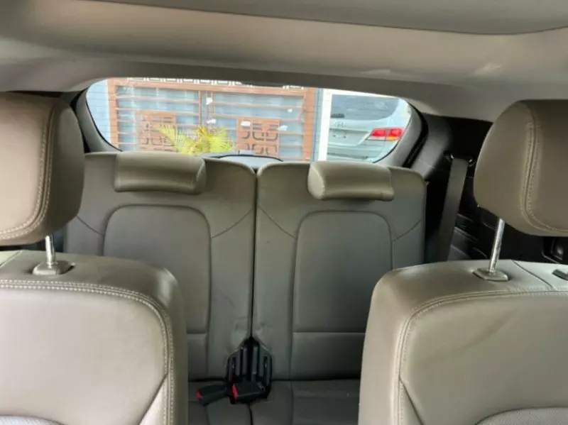 Hyundai Santa FE   - 2017