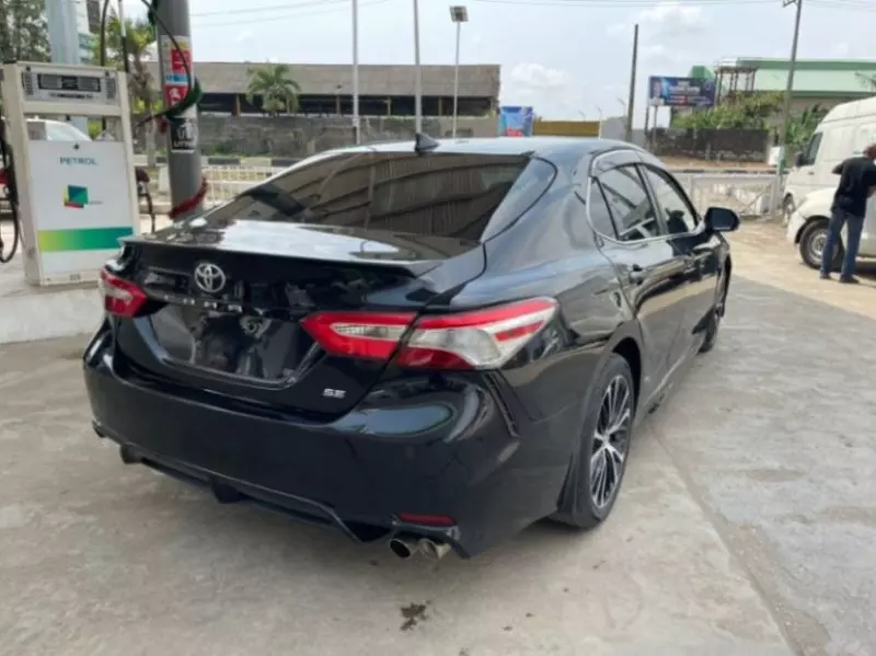 TOYOTA Camry   - 2020