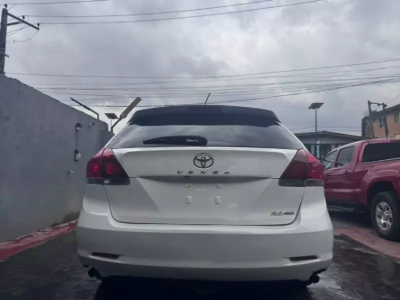 TOYOTA Venza   - 2013