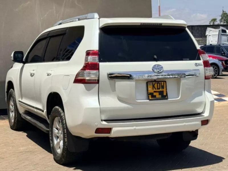 Toyota Landcruiser Prado   - 2014