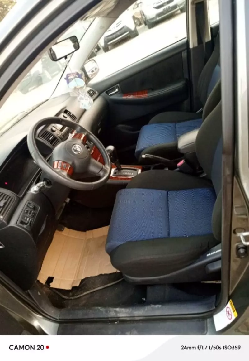 Toyota Corolla   - 2006