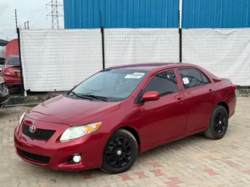 Toyota Corolla   - 2009