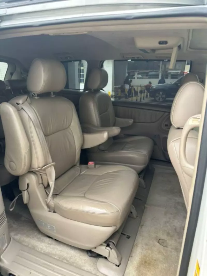 TOYOTA Sienna   - 2007