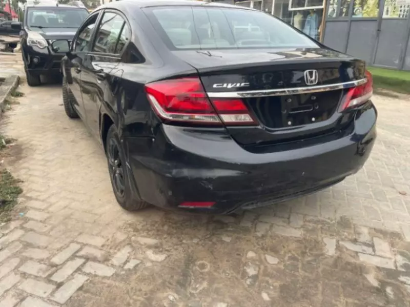 Honda Civic   - 2015