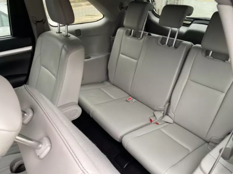 Toyota Highlander   - 2018