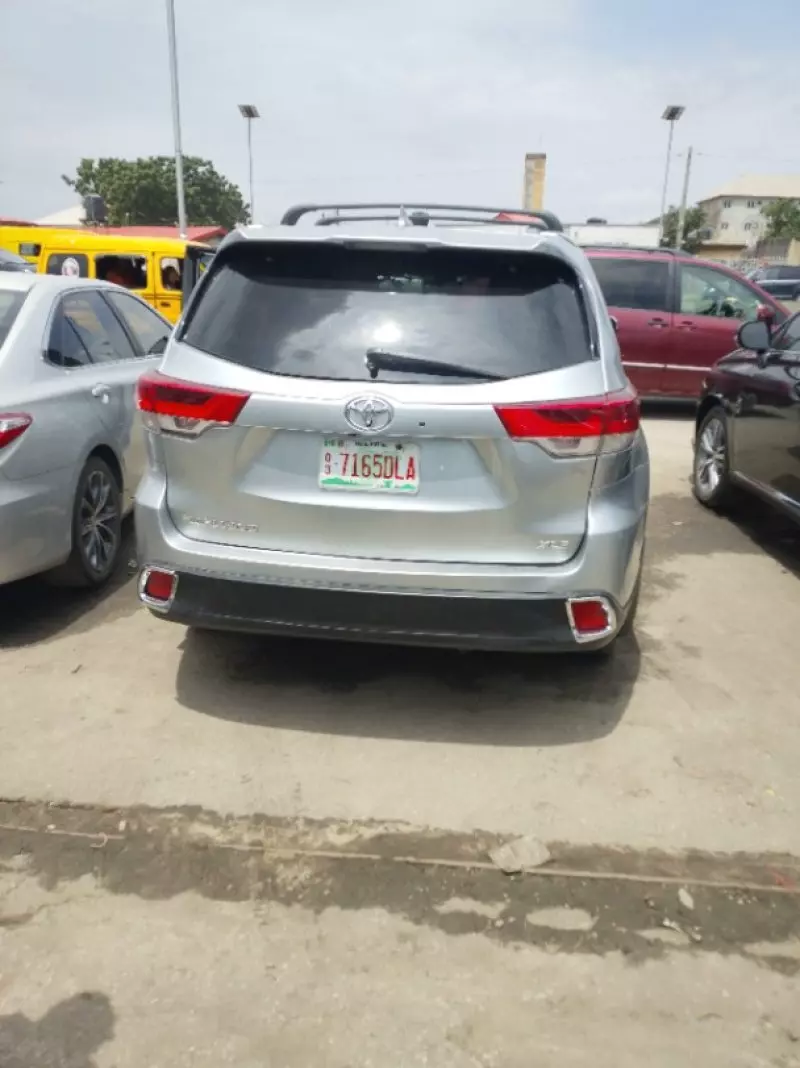 TOYOTA Highlander - 2018