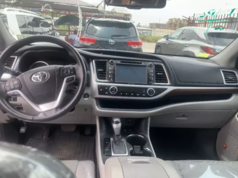 TOYOTA Highlander   - 2014