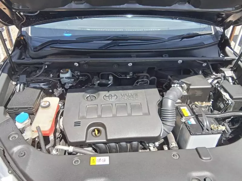 Toyota Harrier   - 2018