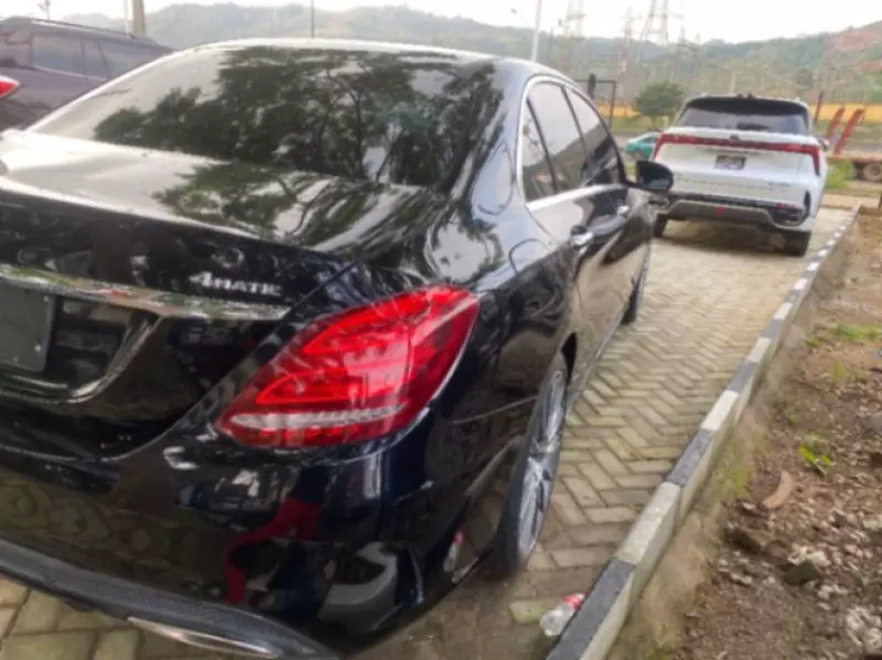 Mercedes-Benz C-Class   - 2015